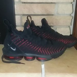 Nike Lebron basketball shoes